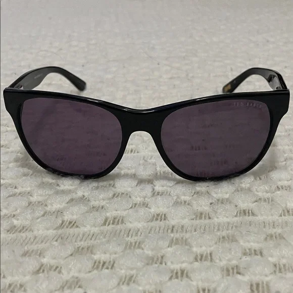 Ted Baker Sunglasses - Picture 1 of 9